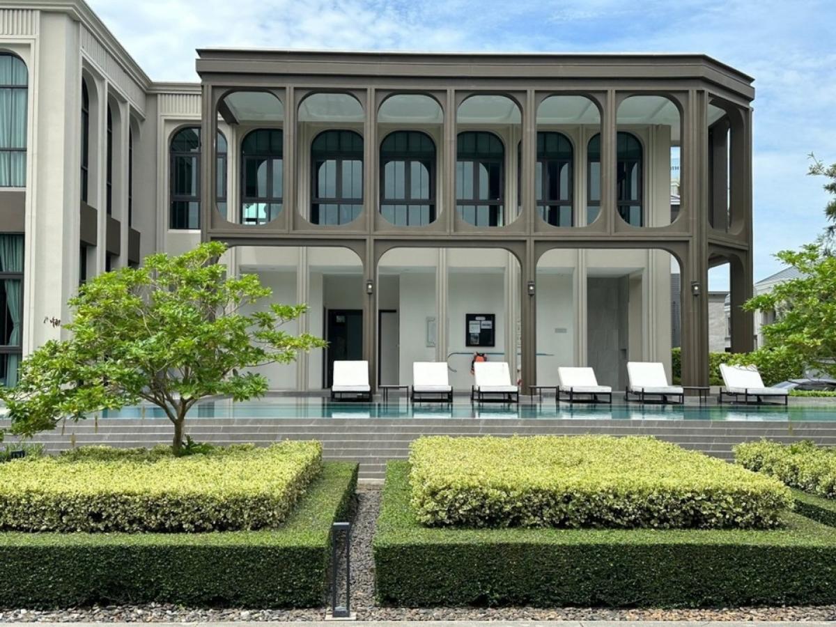 For RentHouseLadkrabang, Suwannaphum Airport : 🔥For urgent rent🔥 Grand Bangkok Boulevard, Krungthep Kreetha, brand new house, fully furnished, ready to move in, 5 bedrooms, 6 bathrooms, house in front of the garden ❗