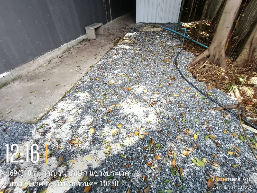 For RentWarehouseOnnut, Udomsuk : Warehouse for rent, prime location On Nut-Lat Krabang, on Kanchanaphisek Road, near expressway, suitable for car washing business, car decoration and film installation.