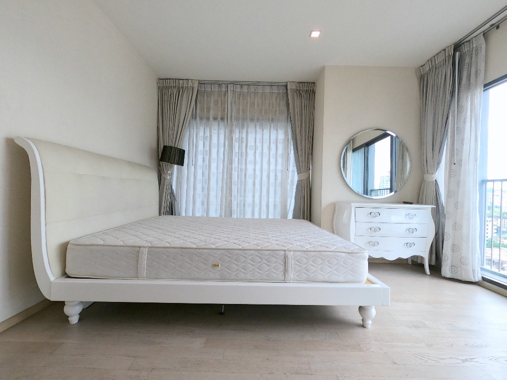 For RentCondoSukhumvit, Asoke, Thonglor : ✨ For Rent: Noble Remix Condo 🏢 1 Bedroom, 1 Bathroom, 62 Sq.m. Ready to Move In! ✨