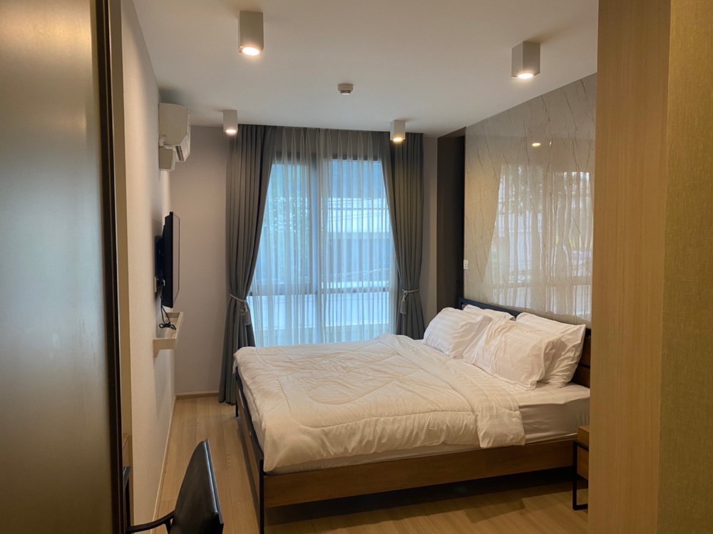 For RentCondoRatchathewi,Phayathai : Maestro 12 Pet-Friendly Duplex 2 Bedroom 39,000 per month