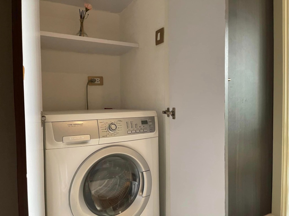 For RentCondoSukhumvit, Asoke, Thonglor : Tidy Deluxe Sukhumvit 34 1 Bedroom, beautiful view, 17,000 per month