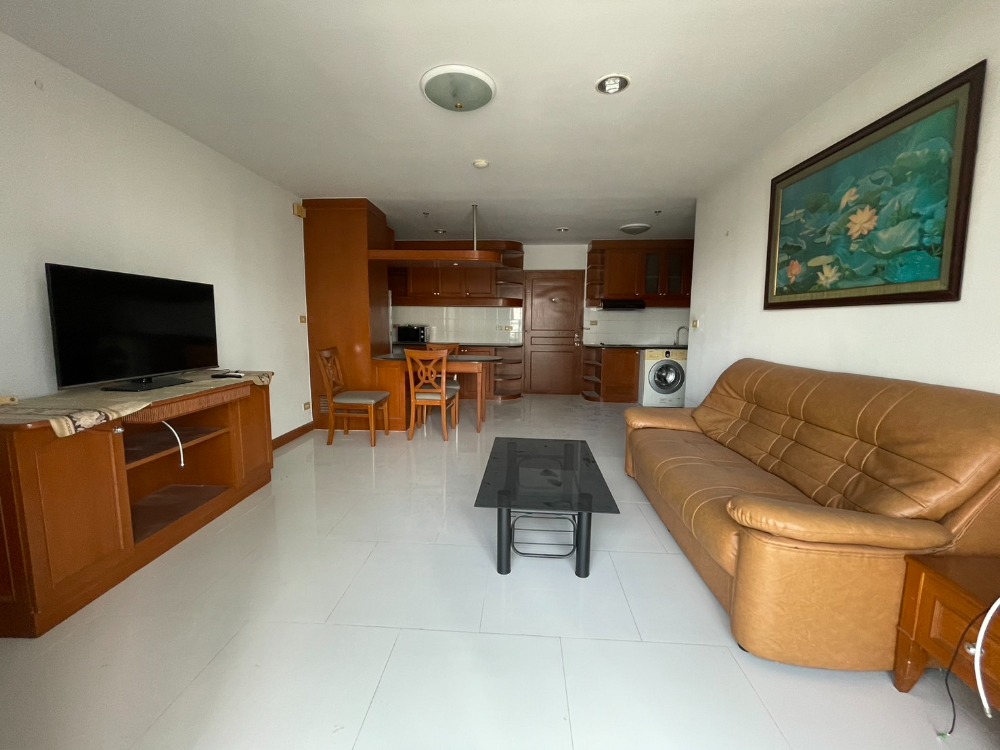 For RentCondoSilom, Saladaeng, Bangrak : Silom Suite Room for Rent (Sathorn 12)