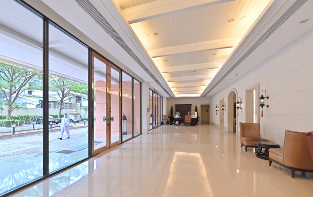 For SaleCondoSukhumvit, Asoke, Thonglor : 🔥🔥 𝙁𝙊𝙍 𝙎𝘼𝙇𝙀 : 𝐀𝐆𝐔𝐒𝐓𝐎𝐍 𝐒𝐮𝐤𝐡𝐮𝐦𝐯𝐢𝐭 𝟐𝟐 , 𝙪𝙡𝙡𝙮 𝙁𝙞𝙩𝙩𝙚𝙙 , 𝟏 𝘽𝙚𝙙 𝟏 𝘽𝙖𝙩𝙝, 𝟓𝟔.𝟐𝟒𝐬𝐪.𝐦., 𝙋𝙧𝙞𝙘𝙚 𝟕.𝟗𝟗 𝙈𝘽 Contact Mr. Nat 𝟎𝟗𝟓𝟗𝟒𝟏𝟓𝟗𝟗𝟗