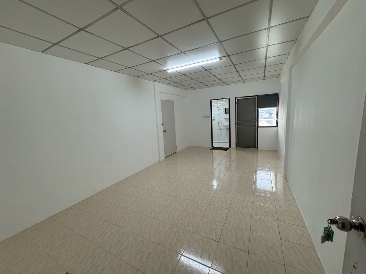For SaleCondoOnnut, Udomsuk : Condo in good condition, cheap price, Udomsuk area, near Seacon Square