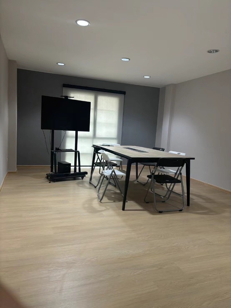 ขายอาคารพาณิชย์สุขุมวิท อโศก ทองหล่อ : S-LSSV101 ขาย อาคารพาณิชย์ ซ.ลาซาล58 สุขุมวิท105 ขนาด18ตร.ว. 4ชั้น พื้นที่ใช้สอย 224ตร.ม. 4นอน 4น้ำ 7 ล้าน 064-959-8900