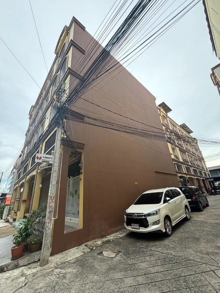 ขายอาคารพาณิชย์สุขุมวิท อโศก ทองหล่อ : S-LSSV101 ขาย อาคารพาณิชย์ ซ.ลาซาล58 สุขุมวิท105 ขนาด18ตร.ว. 4ชั้น พื้นที่ใช้สอย 224ตร.ม. 4นอน 4น้ำ 7 ล้าน 064-959-8900