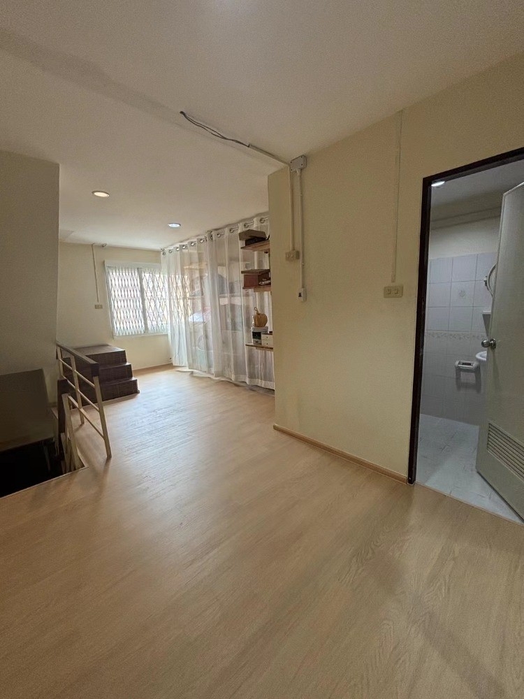 ขายอาคารพาณิชย์สุขุมวิท อโศก ทองหล่อ : S-LSSV101 ขาย อาคารพาณิชย์ ซ.ลาซาล58 สุขุมวิท105 ขนาด18ตร.ว. 4ชั้น พื้นที่ใช้สอย 224ตร.ม. 4นอน 4น้ำ 7 ล้าน 064-959-8900