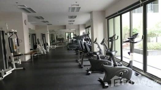 For RentCondoSukhumvit, Asoke, Thonglor : 💥ST-4215💥Noble Solo 👉Line : @luxeliving