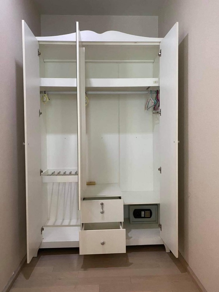 For RentCondoSukhumvit, Asoke, Thonglor : 💥ST-4215💥Noble Solo 👉Line : @luxeliving