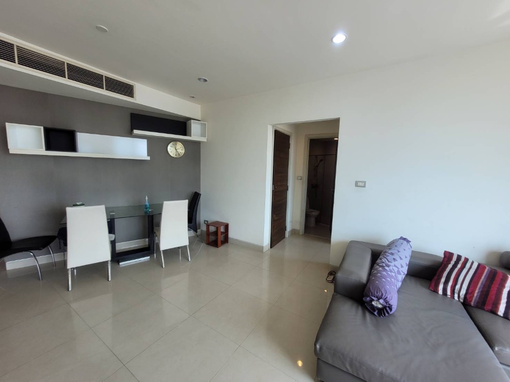 ให้เช่าคอนโดวงเวียนใหญ่ เจริญนคร : 94sqm Beautiful Spacious 2 bedrooms Condo for rent at Watermark