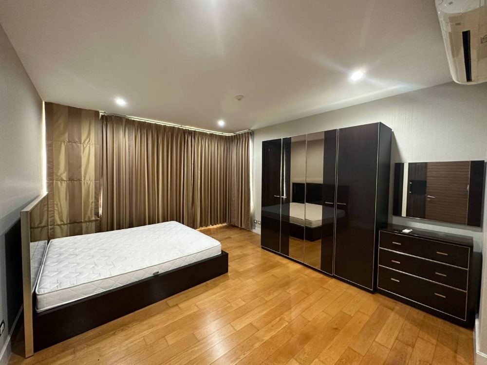 ขายคอนโดวงเวียนใหญ่ เจริญนคร : 145sqm Beautiful Spacious 3 bedrooms Condo for sale at Watermark