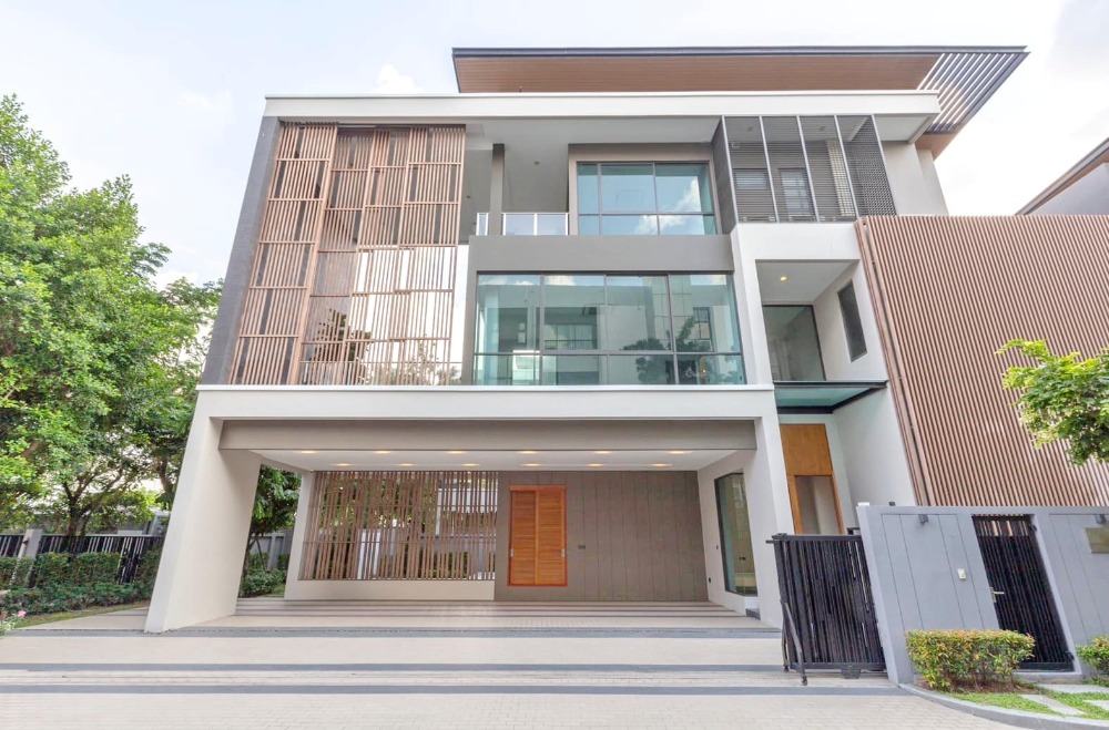 ขายบ้านวิภาวดี ดอนเมือง หลักสี่ : H0472😍 For SELL ขาย บ้านเดี่ยว 3 ชั้น,🚪5 ห้องนอน🚄ใกล้ BTS ศรีปทุม🏢วิภาวดี🔔พื้นที่บ้าน:112.90ตร.วา🔔พื้นที่ใช้สอย:593ตร.ม.💲ขาย:60,000,000฿📞O99-5919653,O65-9423251✅LineID:@sureresidence