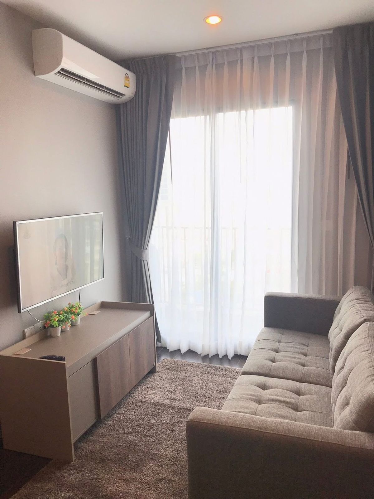 For RentCondoSukhumvit, Asoke, Thonglor : For rent C Ekkamai (C Ekkamai) For more information, add Line ID: @ladypproperty (with @)