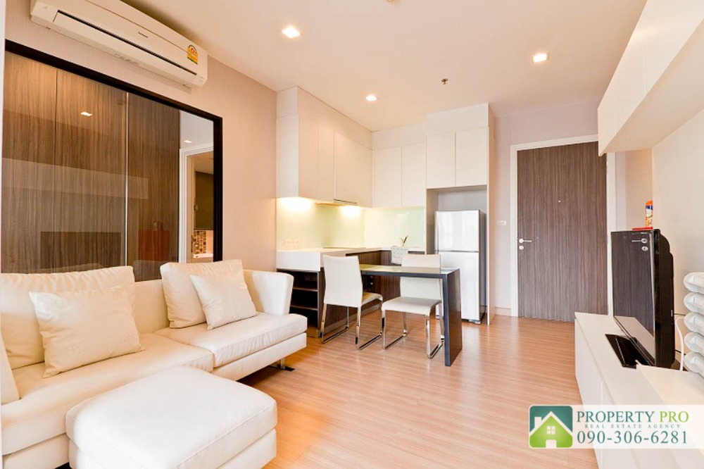 For SaleCondoWongwianyai, Charoennakor : Condo for Sale Urbano Absolute Sathon Taksin, 1 bedroom 38 sqm Fully-Furnished Near BTS Krung Thonburi, Taksin Bridge, Charoen Nakhorn, Icon Siam : MJ24S-006