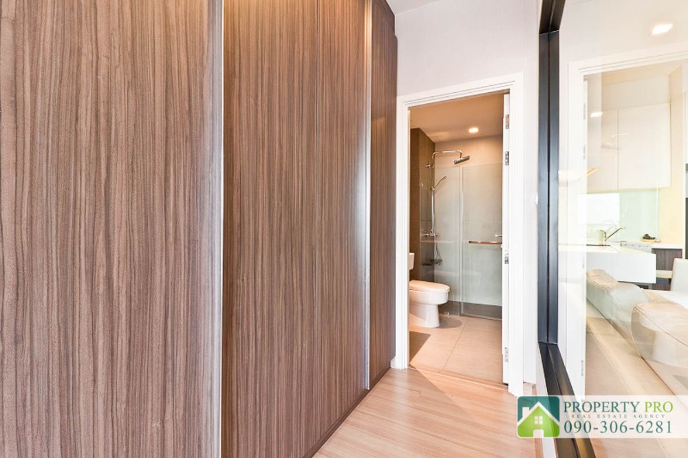 For SaleCondoWongwianyai, Charoennakor : Condo for Sale Urbano Absolute Sathon Taksin, 1 bedroom 38 sqm Fully-Furnished Near BTS Krung Thonburi, Taksin Bridge, Charoen Nakhorn, Icon Siam : MJ24S-006