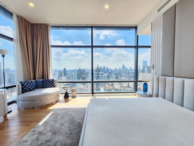 ให้เช่าคอนโดพระราม 9 เพชรบุรีตัดใหม่ RCA : Circle Living Prototype For Rent Fully Furnished Residence next to Makkasan Airport Link