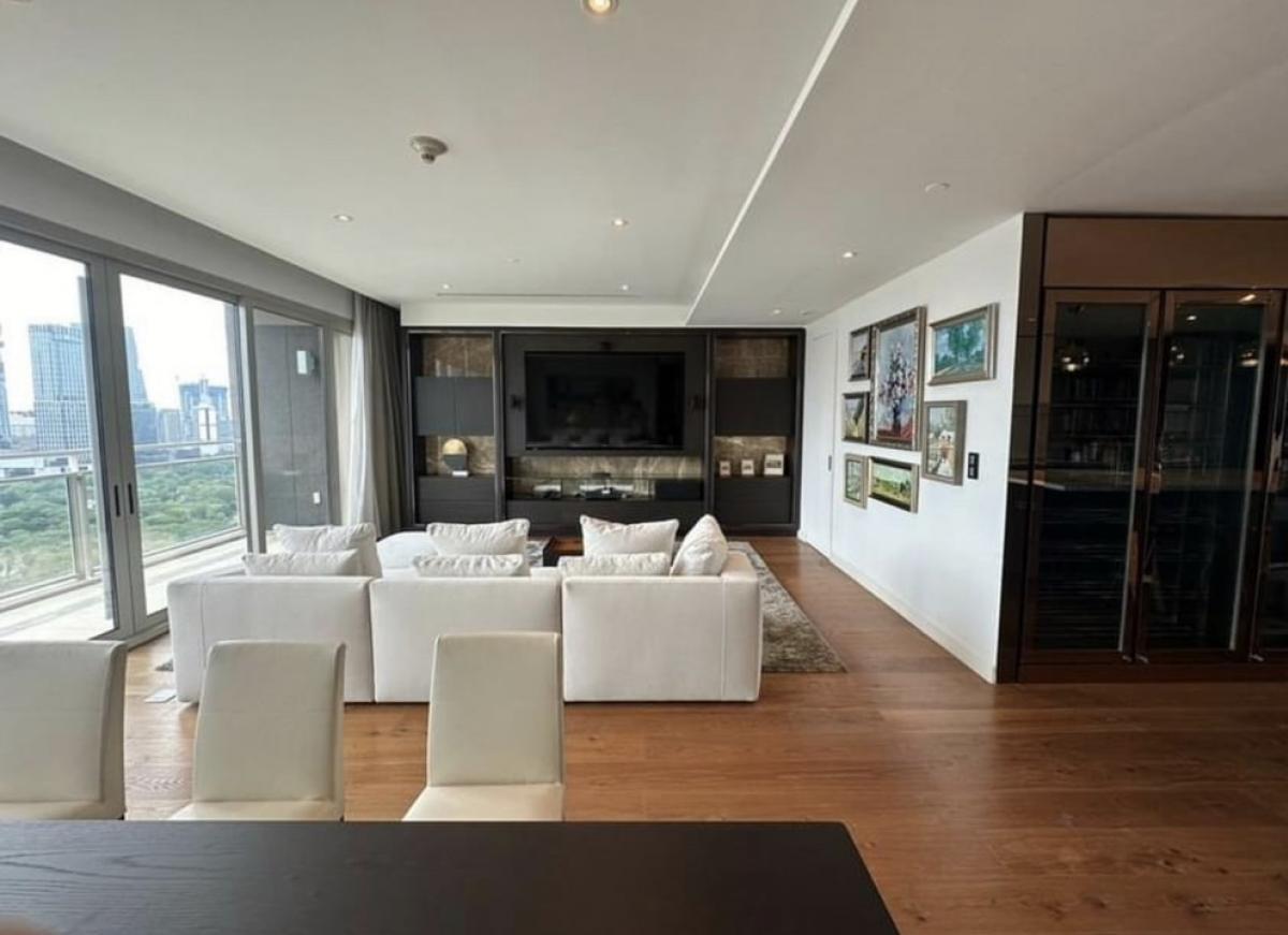 For SaleCondoWitthayu, Chidlom, Langsuan, Ploenchit : Condo for sale 185 Rajadamri. 3 bed 4 bath size 386.56 Sq.m price 147.5 MB.