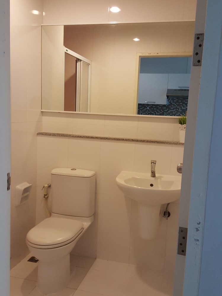 For RentCondoOnnut, Udomsuk : Walking distance to BTS Punnawith  Big size  Friendly price