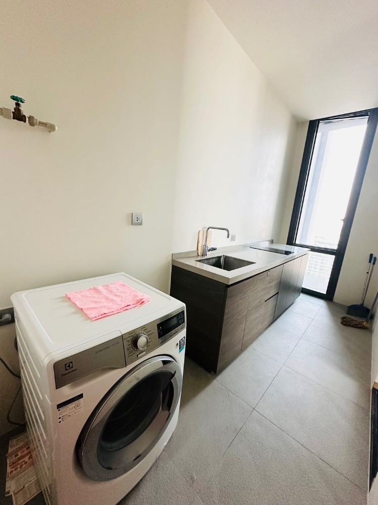 ให้เช่าคอนโดวิทยุ ชิดลม หลังสวน : ให้เช่าคอนโด 28 Chidlom คอนโดแต่งครบพร้อมเข้าอยู่ใกล้รถไฟฟ้าชิดลมเพียง280เมตรเท่านั้น!!