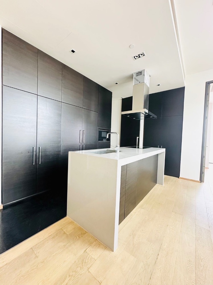 ให้เช่าคอนโดวิทยุ ชิดลม หลังสวน : ให้เช่าคอนโด 28 Chidlom คอนโดแต่งครบพร้อมเข้าอยู่ใกล้รถไฟฟ้าชิดลมเพียง280เมตรเท่านั้น!!