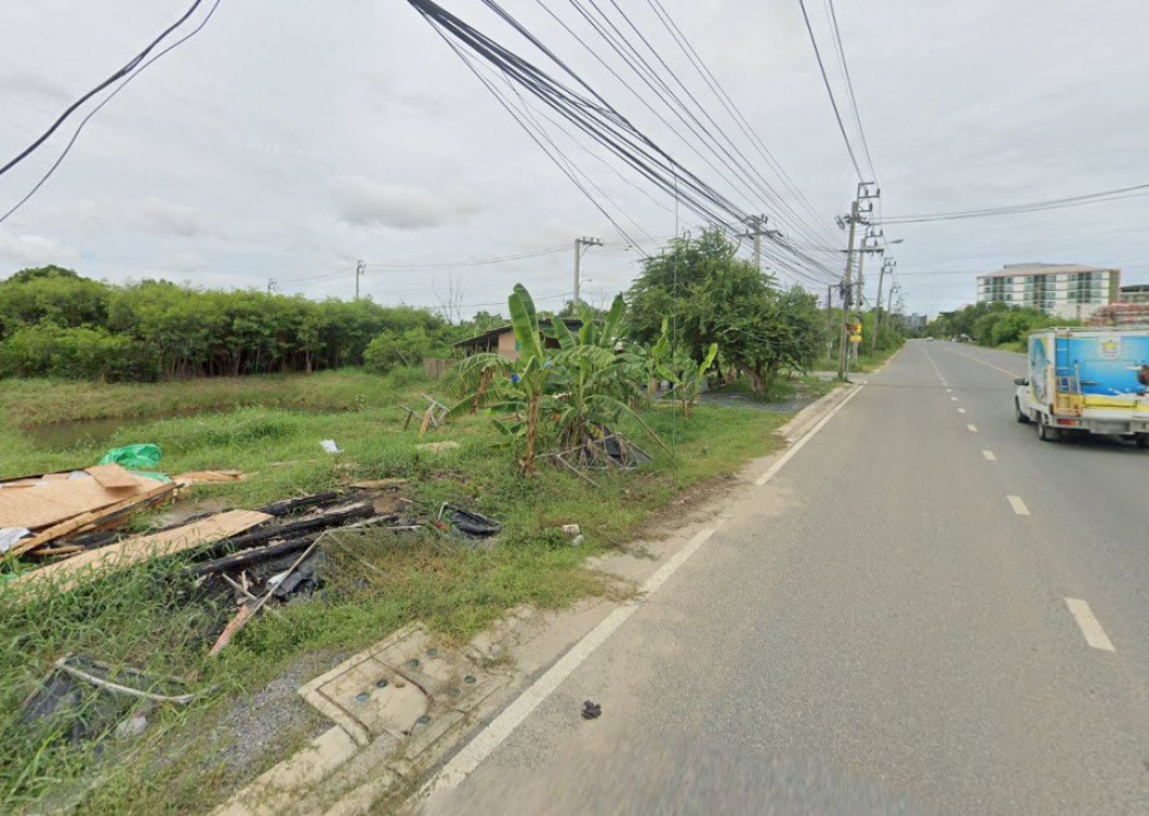 For SaleLandSamut Prakan,Samrong : Land for sale, Soi Bangna Garden 14, size 2 rai 143 sq w, near the parallel road, Bangna-Trad Road, only 2 km.