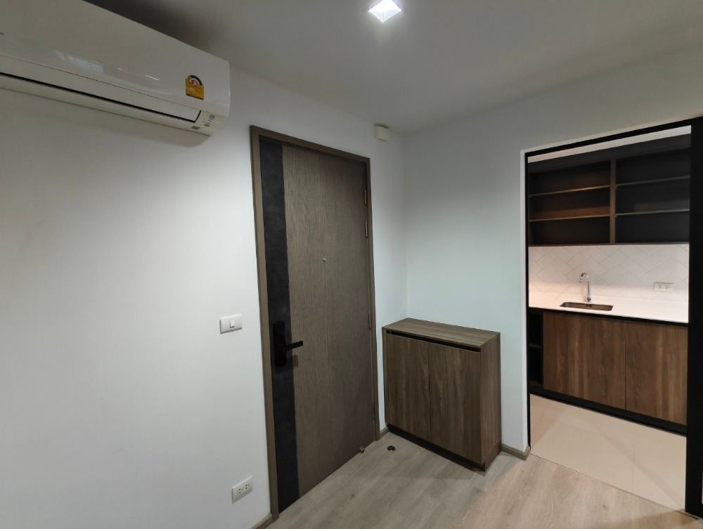ให้เช่าคอนโดลาดพร้าว เซ็นทรัลลาดพร้าว : 🚪 The Line Phahonyothin Park 🛏️ห้องสวย ✨มีหลายห้อง 🌐 ทำเลดี📍ชั้นสูง 🌤️วิวสวย 🛋️เฟอร์นิเจอร์ครบ 📺เครื่องใช้ไฟฟ้าครบ (ราคาพิเศษ)