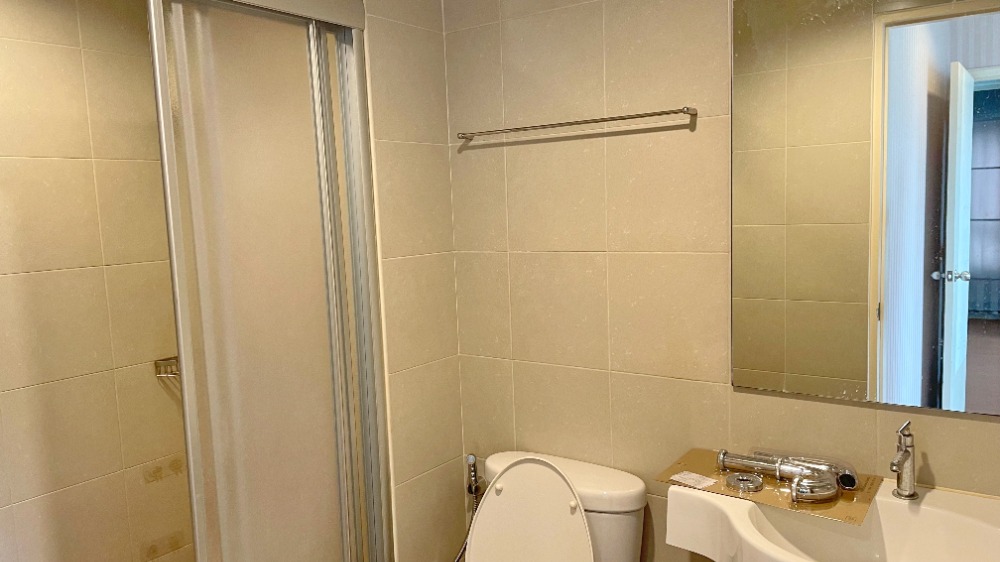 For RentCondoRattanathibet, Sanambinna : For rent: Lumpini Park Rattanathibet, large size, corner room, Building A