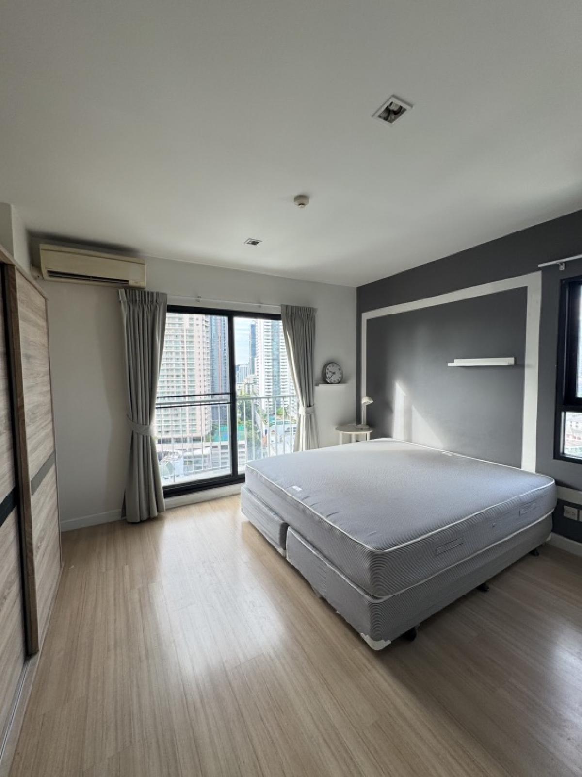 For RentCondoSathorn, Narathiwat : For Rent // The seed mingle sathorn-suanplu// 32,000 Baht/month