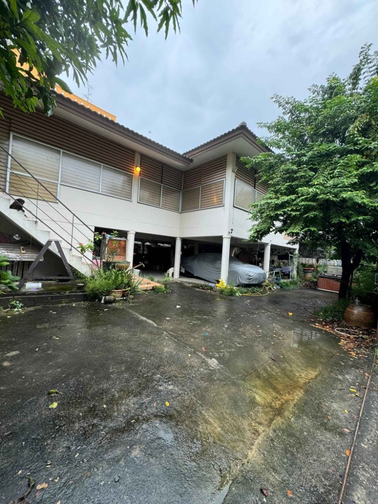 ขายบ้านบางนา แบริ่ง ลาซาล : LTH10994– House for sale In Bearing 50 size 408 Sq.m. 3 bed 4 bath Near BTS Bearing ONLY 9.5MB