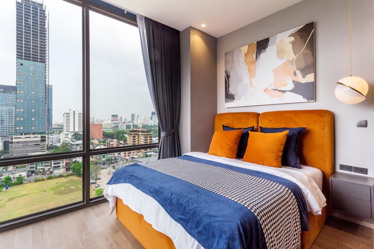 ขายคอนโดวิทยุ ชิดลม หลังสวน : ขายคอนโด Muniq Langsuan ขนาด 96 Sq.m 2 bed 2 bath ราคา 35.9 MB ติดต่อ086-795-9997(จิม) (Rent : 130,000/M)