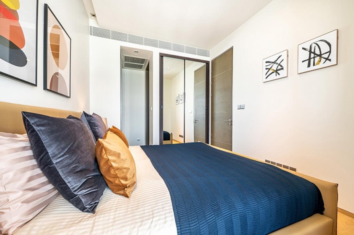 For SaleCondoSilom, Saladaeng, Bangrak : Condo for sale Saladaeng One size 50.63 Sq.m 1 bed 1 bath price 21 MB. Contact 086-795-9997 (Jim)