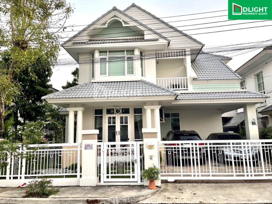 ขายบ้านนวมินทร์ รามอินทรา : บ้านเดี่ยว 2 ชั้น บางกอกบูเลอวาร์ด รัชดา-รามอินทรา 63.7 ตร.ว 235 ตร.ม.  3 นอน 4 น้ำ   จอดรถ 2 คัน   12.5 ล้านบาท