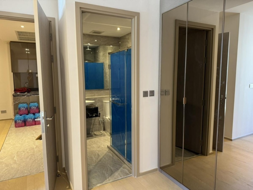 ขายคอนโดพระราม 9 เพชรบุรีตัดใหม่ RCA : S-AHR105 ขาย คอนโด แอชตัน อโศก - พระราม 9 ชั้น22 วิวเมือง 47ตร.ม. 1นอน 1น้ำ 10 ล้าน 064-959-8900