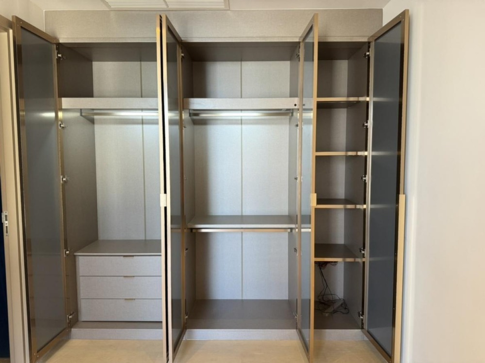 ขายคอนโดพระราม 9 เพชรบุรีตัดใหม่ RCA : S-AHR105 ขาย คอนโด แอชตัน อโศก - พระราม 9 ชั้น22 วิวเมือง 47ตร.ม. 1นอน 1น้ำ 10 ล้าน 064-959-8900