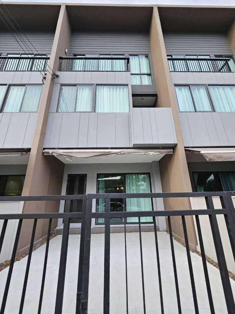 For RentTownhomeMin Buri, Romklao : 📢🏡 For rent, 3-storey townhouse, Baan Klang Muang, Rama 9 - Krungthep Kreetha