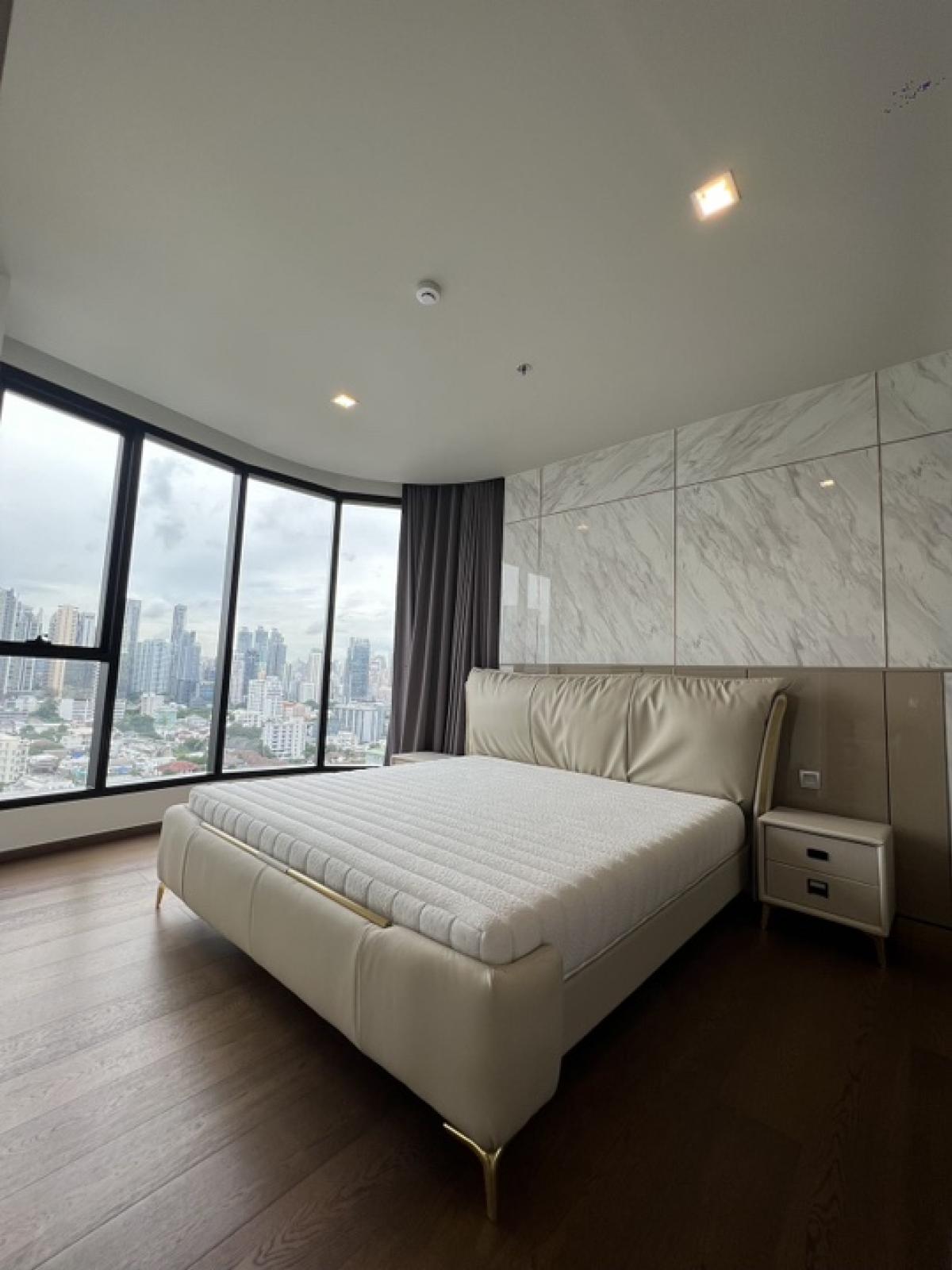 ให้เช่าคอนโดสุขุมวิท อโศก ทองหล่อ : ideo Q Sukhumvit36