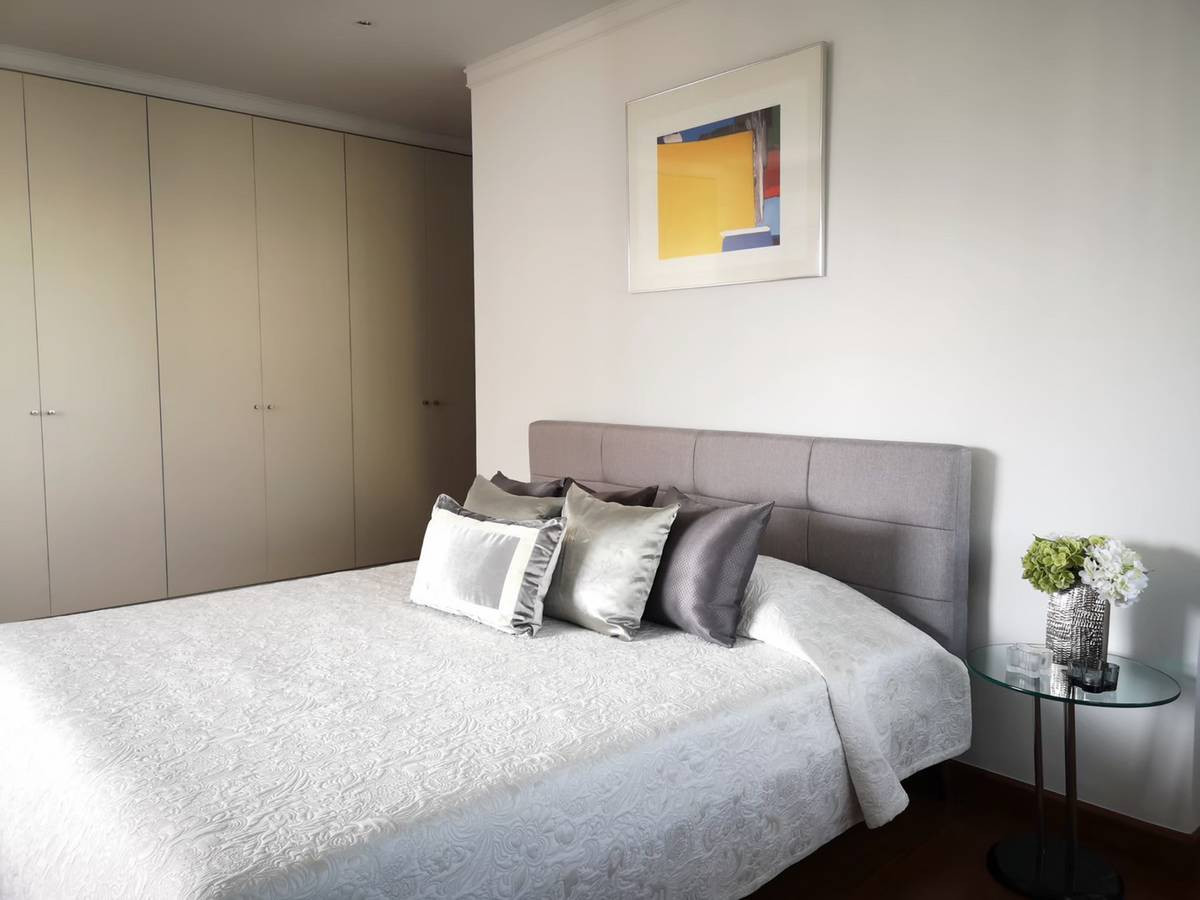 ให้เช่าคอนโดคลองเตย กล้วยน้ำไท : • 𝐑𝐄𝐍𝐓 • 𝐓𝐨𝐰𝐞𝐫 𝐏𝐚𝐫𝐤 • 𝟑 𝐁𝐞𝐝+𝟏 𝐌𝐚𝐢𝐝 𝐫𝐨𝐨𝐦  • 281 𝐒𝐪𝐦. • 100,000 •  𝐑𝐞𝐧𝐨𝐯𝐚𝐭𝐞𝐝 / 𝐋𝐚𝐫𝐠𝐞 𝐫𝐨𝐨𝐦  𝐋𝐢𝐧𝐞 𝐈𝐃 : 𝐕𝐚𝐬𝐬𝐢𝐥𝐲