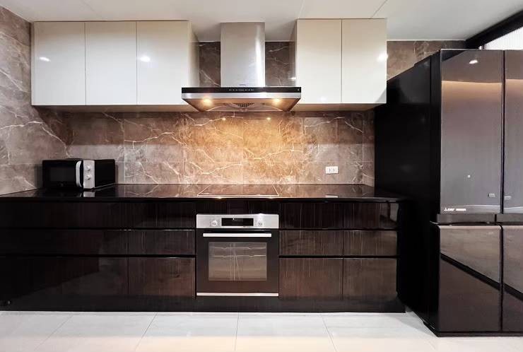 For RentCondoWitthayu, Chidlom, Langsuan, Ploenchit : • 𝐑𝐄𝐍𝐓 • 𝐀𝐥𝐥 𝐒𝐞𝐚𝐬𝐨𝐧 𝐌𝐚𝐧𝐬𝐢𝐨𝐧  • 𝟑 𝐁𝐞𝐝 • 𝟐𝟎𝟏 𝐒𝐪𝐦. • 𝟏𝟓𝟎𝟎𝟎𝟎 (𝐍𝐞𝐠𝐨𝐭𝐢𝐚𝐛𝐥𝐞)• 𝐅𝐮𝐥𝐥𝐲-𝐑𝐞𝐧𝐨𝐯𝐚𝐭𝐞𝐝  𝐋𝐢𝐧𝐞 𝐈𝐃 : 𝐕𝐚𝐬𝐬𝐢𝐥𝐲