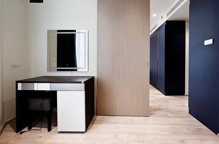 For RentCondoWitthayu, Chidlom, Langsuan, Ploenchit : • 𝐑𝐄𝐍𝐓 • 𝐀𝐥𝐥 𝐒𝐞𝐚𝐬𝐨𝐧 𝐌𝐚𝐧𝐬𝐢𝐨𝐧  • 𝟑 𝐁𝐞𝐝 • 𝟐𝟎𝟏 𝐒𝐪𝐦. • 𝟏𝟓𝟎𝟎𝟎𝟎 (𝐍𝐞𝐠𝐨𝐭𝐢𝐚𝐛𝐥𝐞)• 𝐅𝐮𝐥𝐥𝐲-𝐑𝐞𝐧𝐨𝐯𝐚𝐭𝐞𝐝  𝐋𝐢𝐧𝐞 𝐈𝐃 : 𝐕𝐚𝐬𝐬𝐢𝐥𝐲