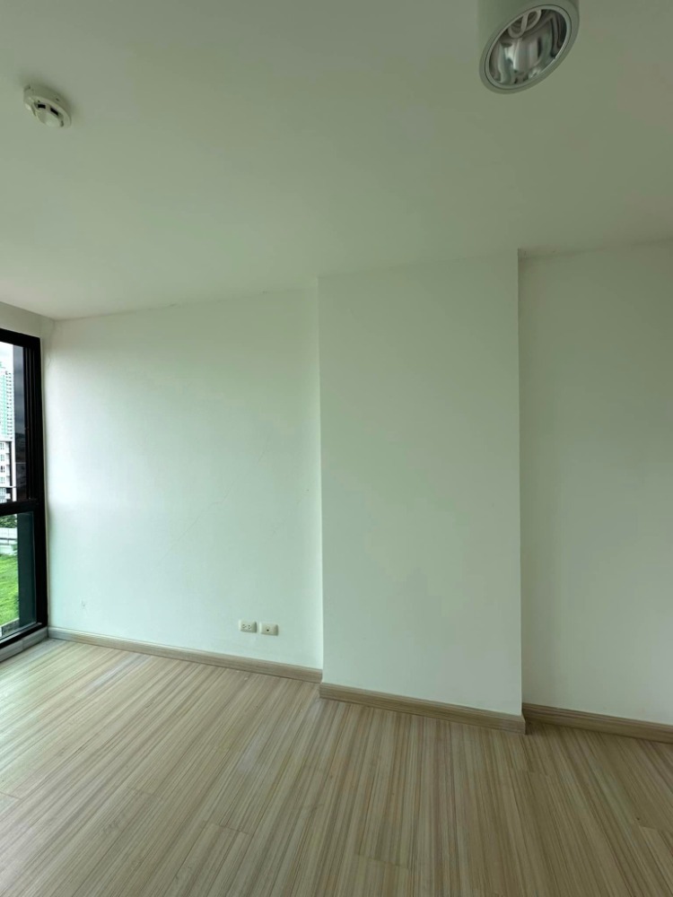 For SaleCondoKasetsart, Ratchayothin : Property code Som0763 for sale Chateau In Town Phaholyothin 32