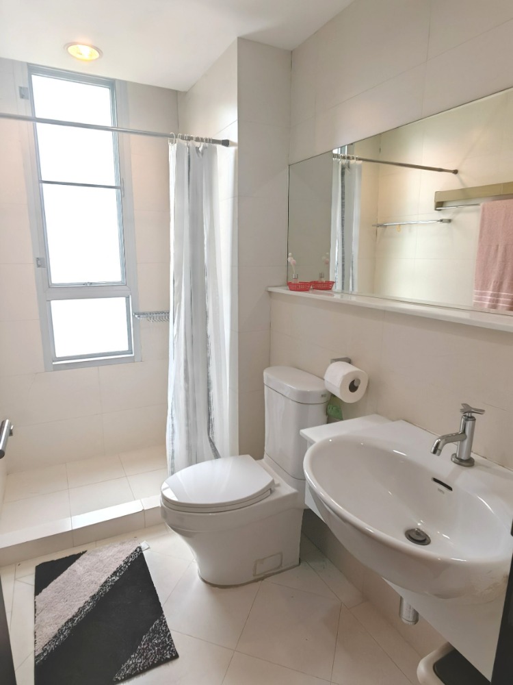 For RentCondoSukhumvit, Asoke, Thonglor : For rent condo The address 42 tower B (S15-1602)