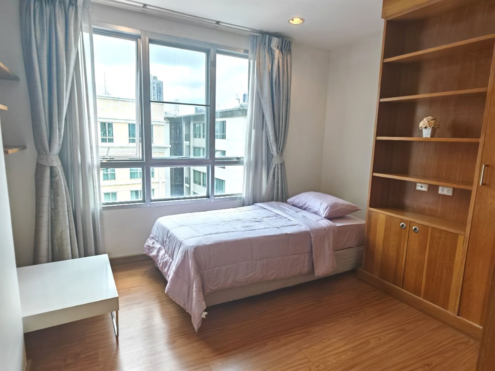 For RentCondoSukhumvit, Asoke, Thonglor : For rent condo The address 42 tower B (S15-1602)