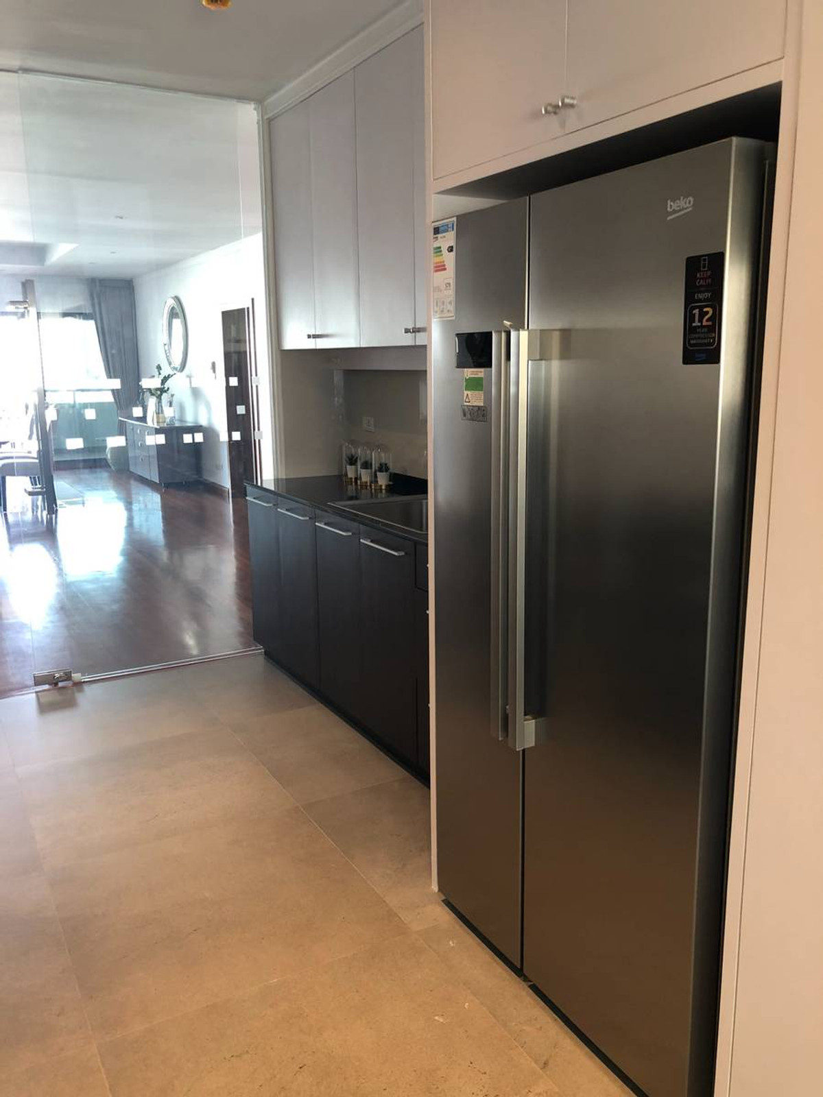 ให้เช่าคอนโดคลองเตย กล้วยน้ำไท : • 𝐑𝐄𝐍𝐓 • 𝐓𝐨𝐰𝐞𝐫 𝐏𝐚𝐫𝐤 • 𝟑 𝐁𝐞𝐝+𝟏 𝐌𝐚𝐢𝐝 𝐫𝐨𝐨𝐦  • 281 𝐒𝐪𝐦. • 100,000 •  𝐑𝐞𝐧𝐨𝐯𝐚𝐭𝐞𝐝 / 𝐋𝐚𝐫𝐠𝐞 𝐫𝐨𝐨𝐦  𝐋𝐢𝐧𝐞 𝐈𝐃 : 𝐕𝐚𝐬𝐬𝐢𝐥𝐲