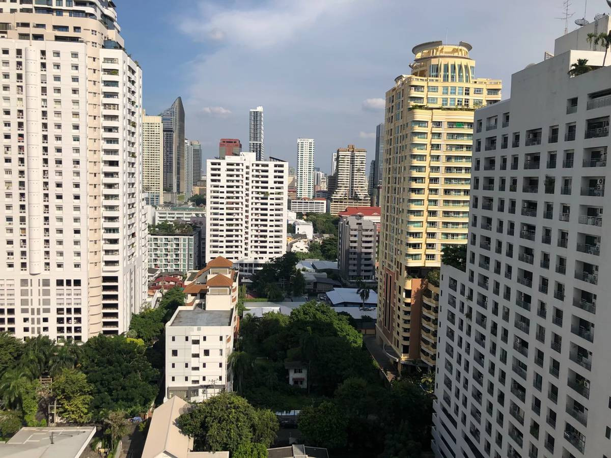 ให้เช่าคอนโดคลองเตย กล้วยน้ำไท : • 𝐑𝐄𝐍𝐓 • 𝐓𝐨𝐰𝐞𝐫 𝐏𝐚𝐫𝐤 • 𝟑 𝐁𝐞𝐝+𝟏 𝐌𝐚𝐢𝐝 𝐫𝐨𝐨𝐦  • 281 𝐒𝐪𝐦. • 100,000 •  𝐑𝐞𝐧𝐨𝐯𝐚𝐭𝐞𝐝 / 𝐋𝐚𝐫𝐠𝐞 𝐫𝐨𝐨𝐦  𝐋𝐢𝐧𝐞 𝐈𝐃 : 𝐕𝐚𝐬𝐬𝐢𝐥𝐲