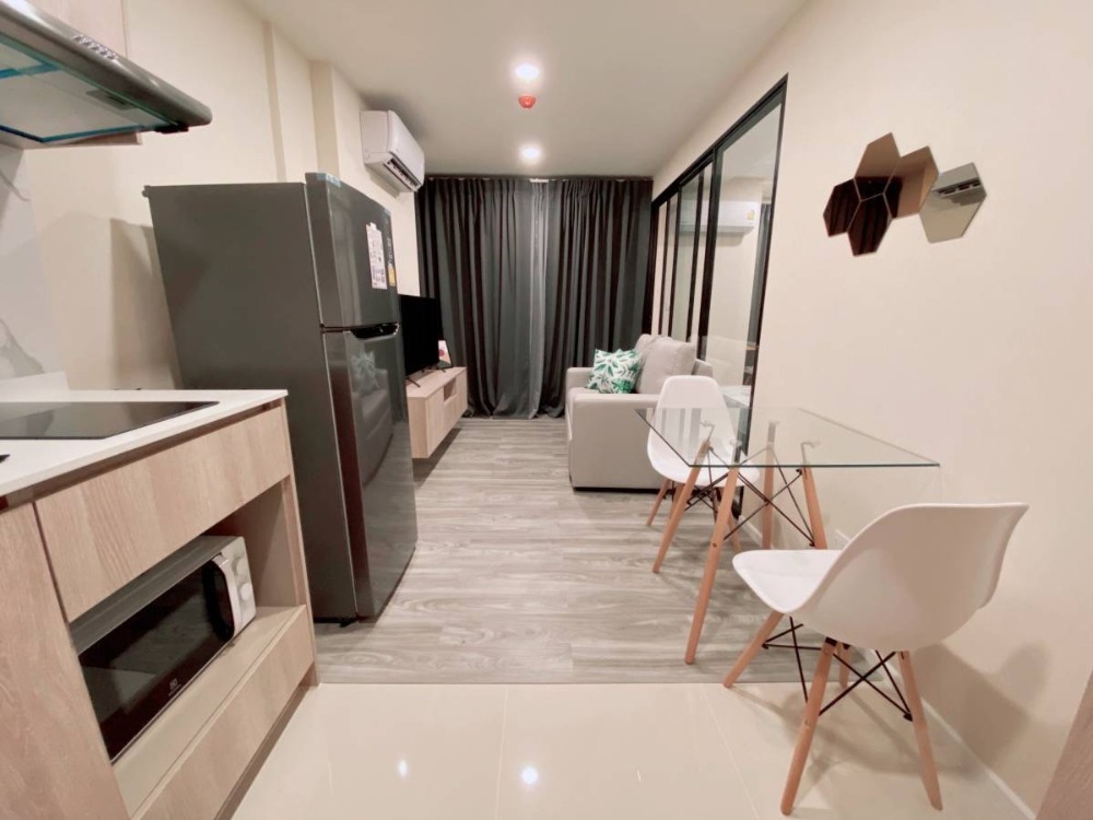 For RentCondoOnnut, Udomsuk : 🚝 For rent IKON S77, size 31 sq. M. 1 bedroom, 1 bathroom, Building A, Floor 5, price 13,000 baht, near the PEOPLE PARK Furniture Ready Near the train and department stores