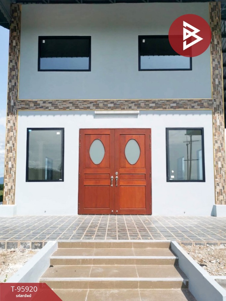 For SaleLandChanthaburi : Land for sale with buildings, area 12 rai, Soi Dao, Chanthaburi