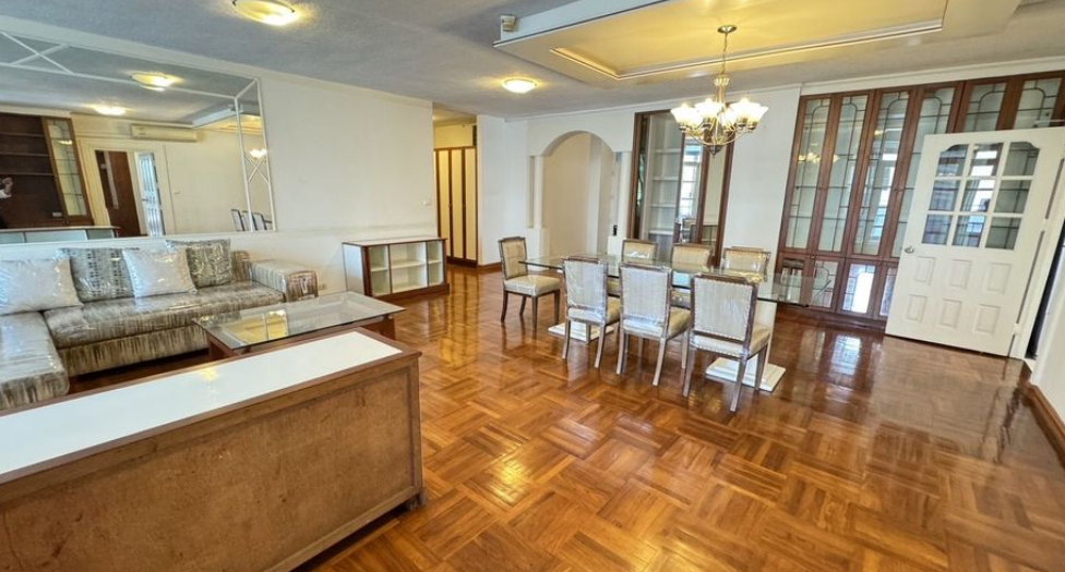 For RentCondoWitthayu, Chidlom, Langsuan, Ploenchit : Vanicha Park 250 sq.m. Eng 中 日 Please add LINE ID @806qphgn o8415o5483