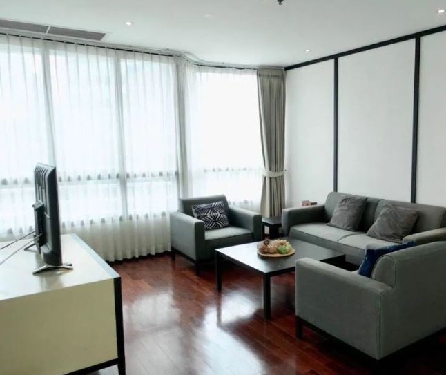 ให้เช่าคอนโดวิทยุ ชิดลม หลังสวน : President Place 130 sq.m. Eng 中 日 Please add LINE ID @806qphgn o8415o5483