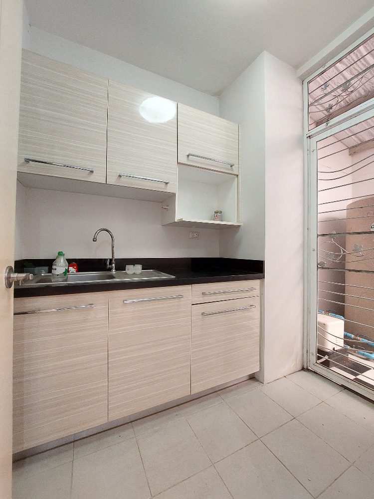 ขายทาวน์โฮมอ่อนนุช อุดมสุข : ทาวน์โฮม 3 ชั้นโซนอ่อนนุช บ้านกลางเมือง สุขุมวิท 77 เจ้าของอยู่อาศัยน้อยมาก