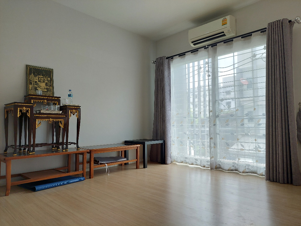 ขายทาวน์โฮมอ่อนนุช อุดมสุข : ทาวน์โฮม 3 ชั้นโซนอ่อนนุช บ้านกลางเมือง สุขุมวิท 77 เจ้าของอยู่อาศัยน้อยมาก